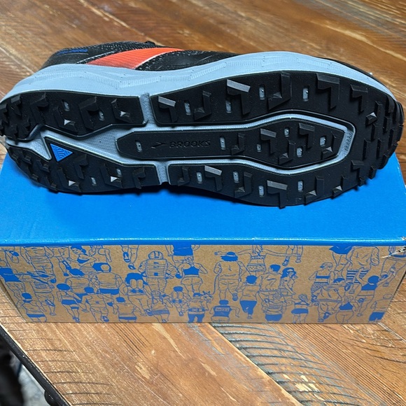 Brooks Caldera 5 Men’s 8.5 medium/D women'’s 10 trail run shoes - Picture 3 of 5